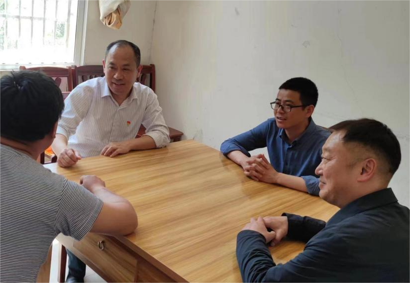 產(chǎn)業(yè)強(qiáng)基，民生為重，結(jié)對幫扶，攜手共富